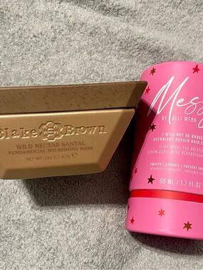 Blake Brown Wild Nectar Santal Nourishing Mask - Gold